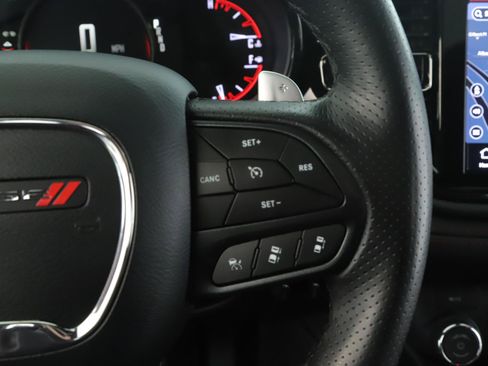 Used 2025 Dodge Durango GT AWD/4WD image 11