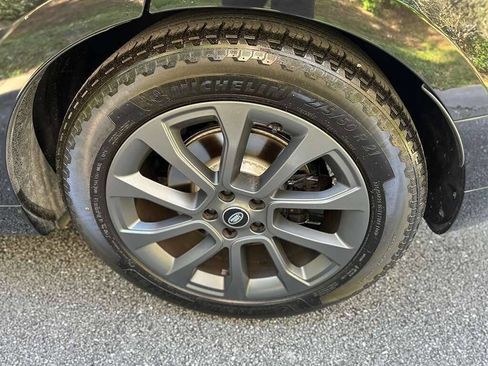 Used 2024 Land Rover Range Rover Sport Dynamic SE image 29