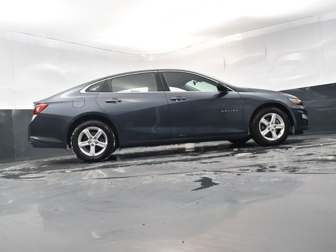 Used 2020 Chevrolet Malibu LS w/ Driver Confidence Package II image 28