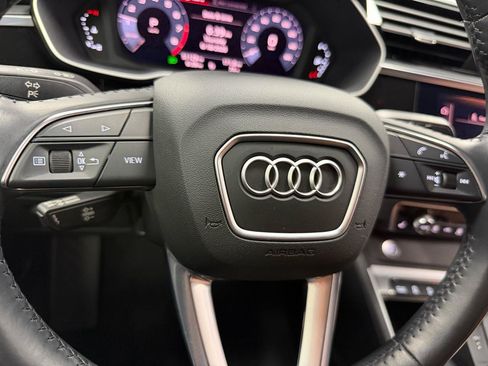 Used 2020 Audi Q3 2.0T Premium w/ Convenience Package AWD/4WD image 18
