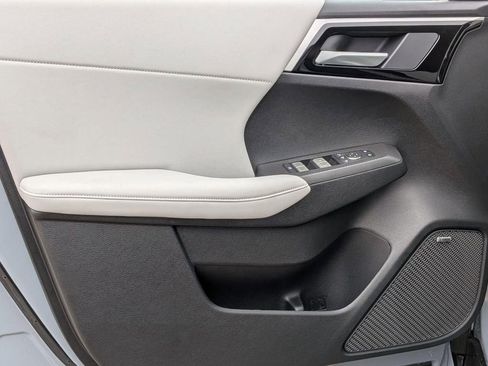 New 2026 Mitsubishi Outlander SE AWD/4WD image 14