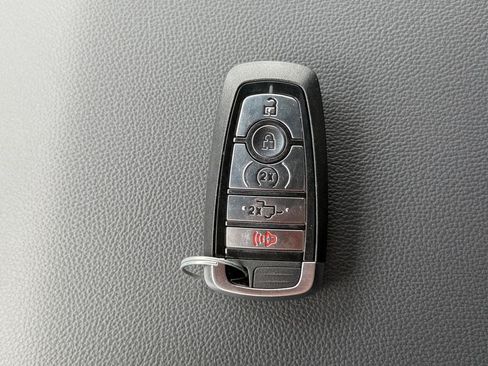 Used 2026 Ford F150 Lariat w/ Equipment Group 502A High AWD/4WD image 31