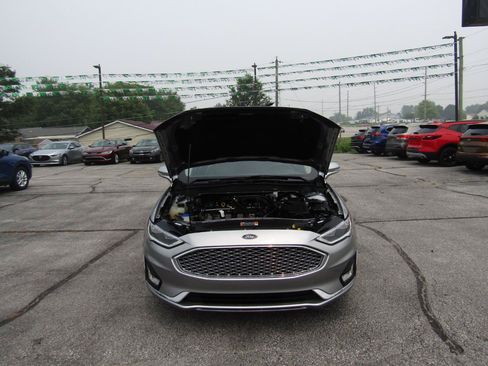 Used 2020 Ford Fusion Titanium AWD/4WD image 25