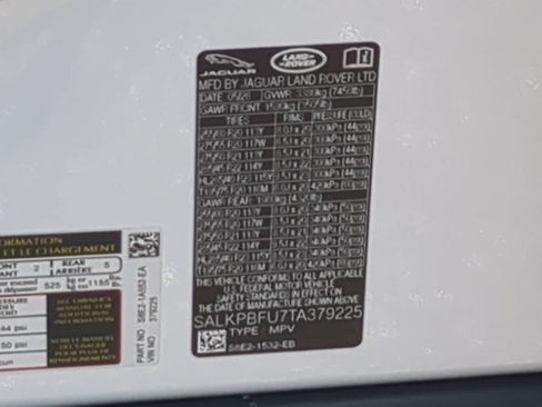 Used 2026 Land Rover Range Rover Long Wheelbase SE AWD/4WD image 38