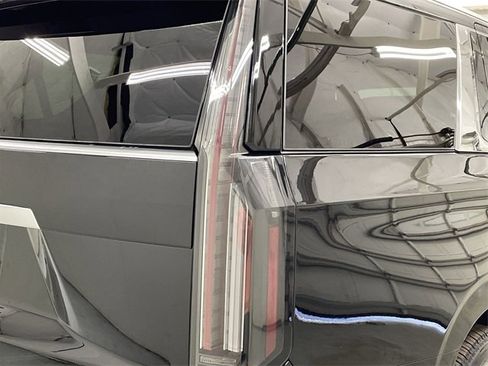 New 2025 Cadillac Escalade Premium Luxury w/ Touring Package image 16