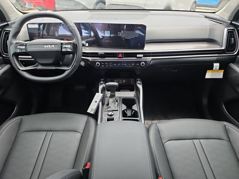 New 2026 Kia Sorento S FWD image 12