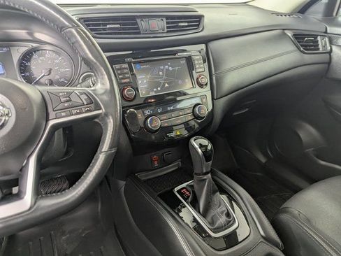 Used 2017 Nissan Rogue SL w/ SL Premium Package image 14