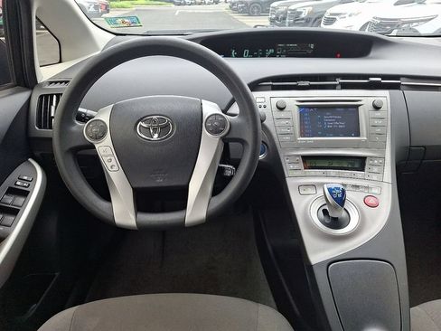 Used 2015 Toyota Prius Three FWD image 11