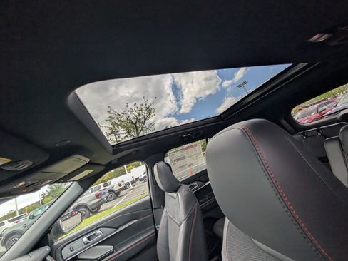 New 2026 Ford Explorer ST image 18