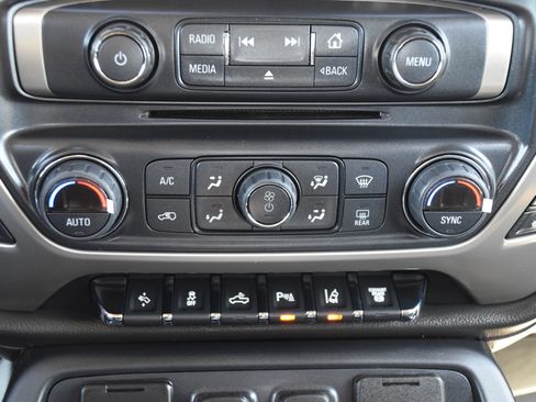Used 2019 GMC Sierra 2500 Denali AWD/4WD image 38