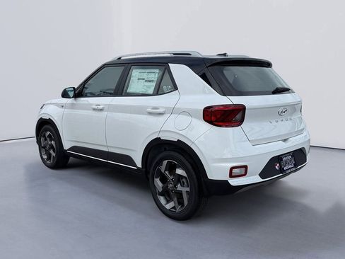 New 2026 Hyundai Venue SEL image 5