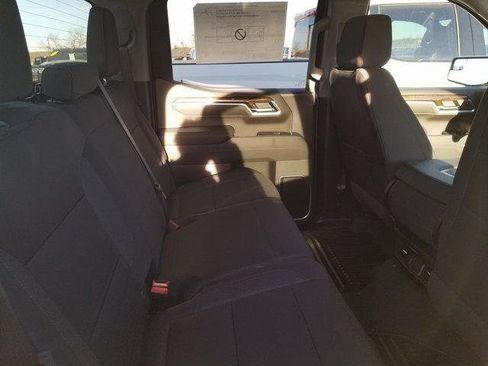 New 2026 GMC Sierra 1500 SLE w/ X31 Off-Road Package image 11