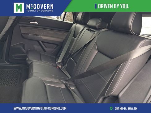 Used 2021 Volkswagen Atlas Cross Sport SEL AWD/4WD image 19