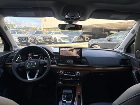 Used 2023 Audi Q5 2.0T Premium Plus w/ Premium Plus Package AWD/4WD image 19