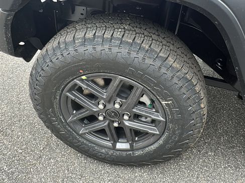 New 2025 Jeep Wrangler Sport S image 23