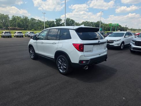 Used 2023 Honda Passport EX-L image 5