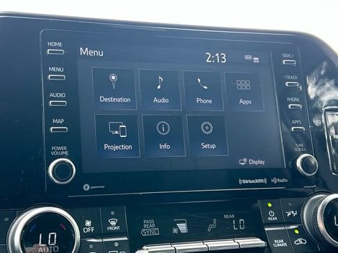 Used 2021 Toyota Highlander XLE AWD/4WD image 79