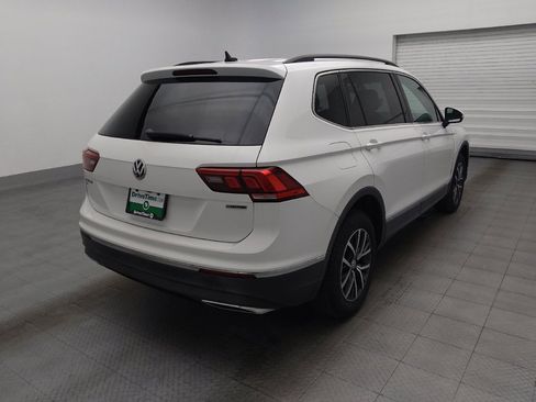 Used 2020 Volkswagen Tiguan SEL AWD/4WD image 9