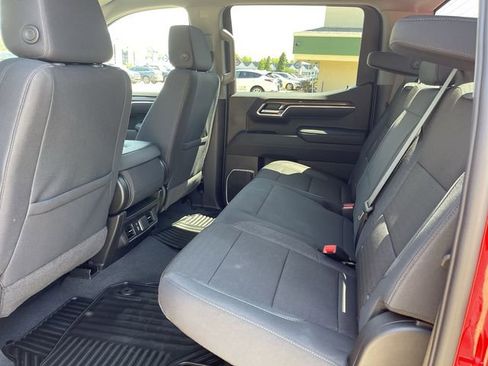 Used 2026 Chevrolet Silverado 1500 LT AWD/4WD image 13