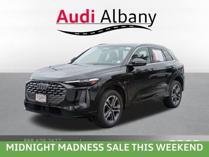 Certified 2025 Audi Q5 2.0T Premium Plus w/ Premium Plus