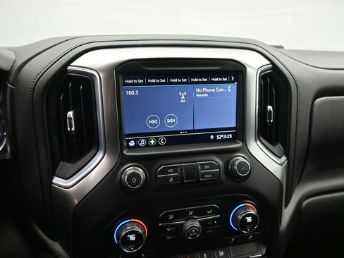 Used 2020 Chevrolet Silverado 1500 RST w/ Rally Edition image 14