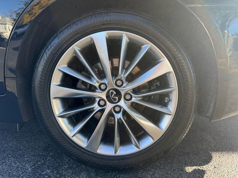 Used 2019 INFINITI Q50 Luxe w/ Essential Package (3.0T Luxe) image 29