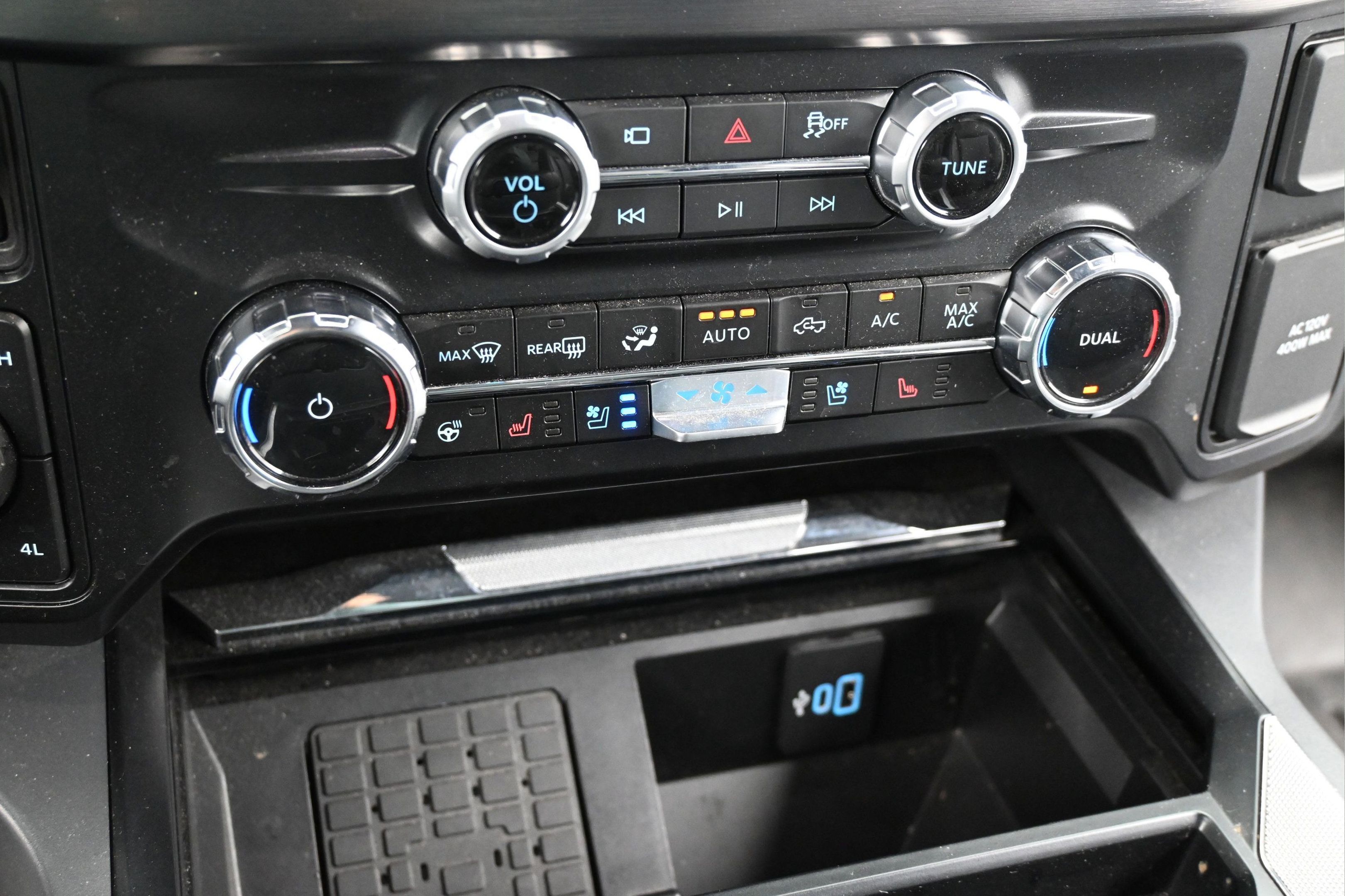 Used 2025 Ford F250 Lariat w/ Lariat Ultimate Package AWD/4WD image 19