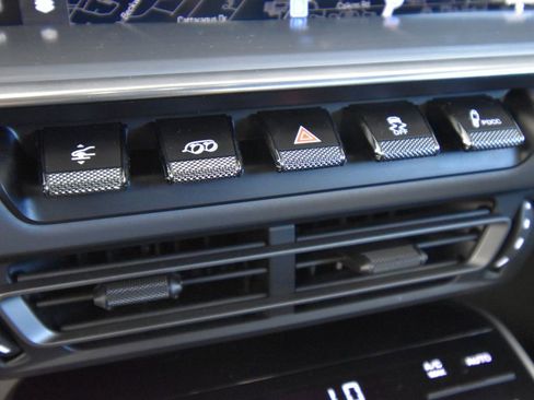 Certified 2022 Porsche 911 Turbo S image 36