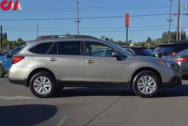 Used 2015 Subaru Outback 2.5i Premium AWD/4WD image 6