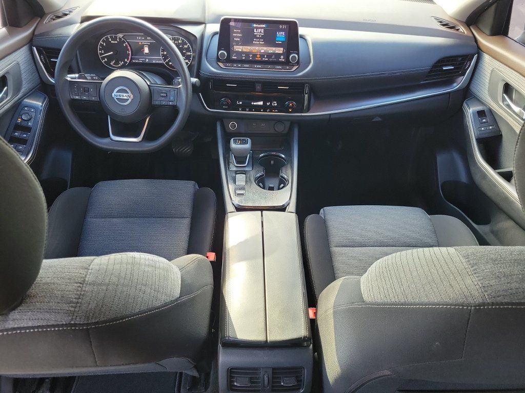 Used 2021 Nissan Rogue SV FWD image 18