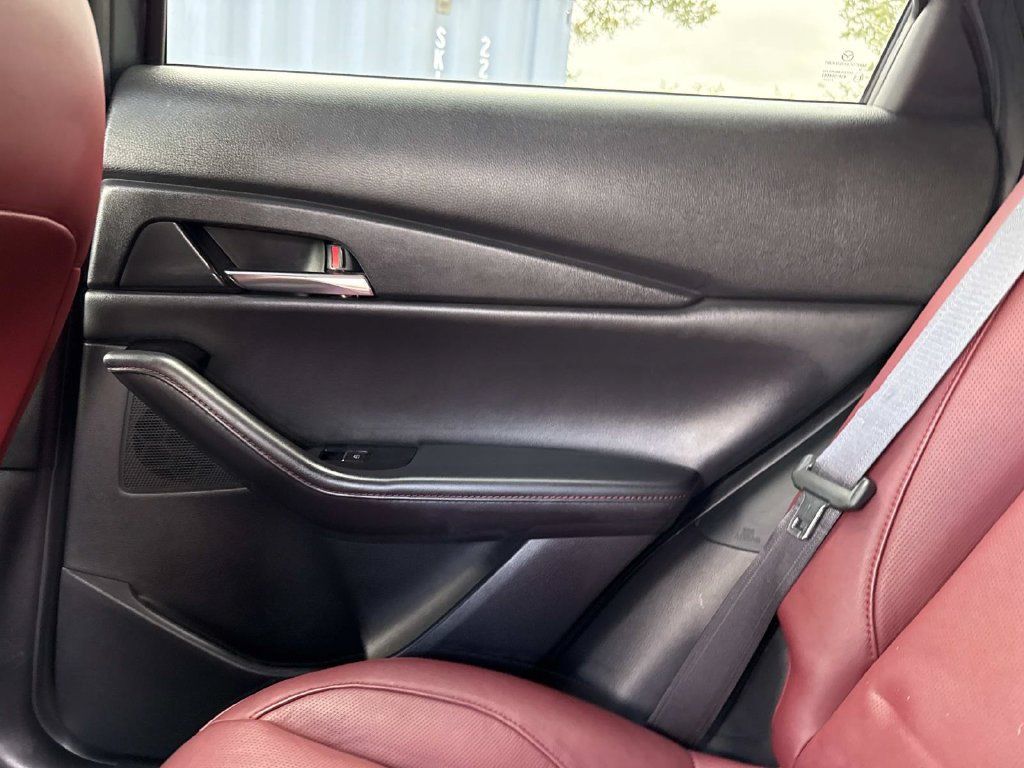 Certified 2024 MAZDA CX-30 AWD 2.5 S w/ Preferred Package image 17