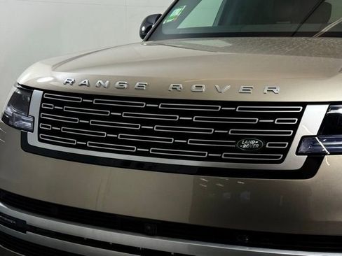 New 2025 Land Rover Range Rover Autobiography image 10