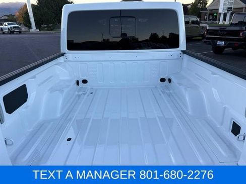Used 2025 Jeep Gladiator Sport AWD/4WD image 12
