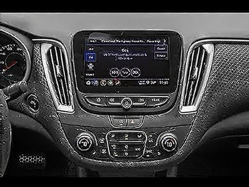 Used 2023 Chevrolet Malibu LT FWD image 18