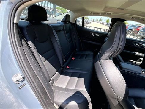 Used 2024 Volvo S60 B5 Plus AWD/4WD image 32