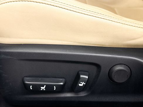 Used 2014 Lexus IS 250 w/ Navigation Package RWD image 27