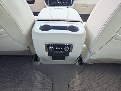 New 2026 GMC Yukon Denali w/ Advanced Technology Package RWD image 15