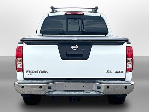 Used 2017 Nissan Frontier SL AWD/4WD image 4