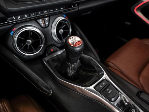 Used 2016 Chevrolet Camaro SS RWD image 22