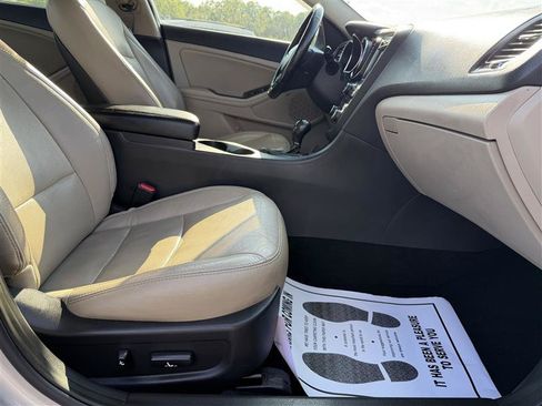 Used 2013 Kia Optima EX w/ Premium Pkg FWD image 8
