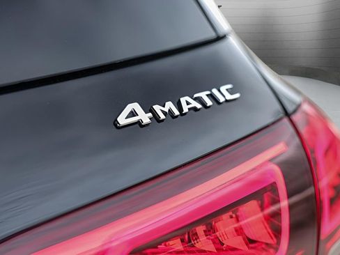 Used 2023 Mercedes-Benz GLE 450 4MATIC w/ AMG Line Exterior image 51