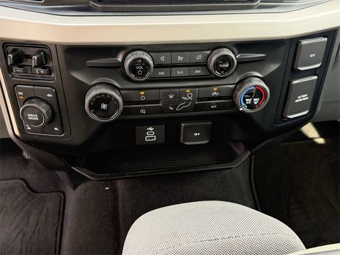 Used 2023 Ford F250 XL w/ STX Appearance Package image 27