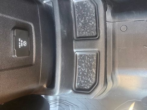 Certified 2019 Jeep Wrangler Unlimited Sahara AWD/4WD image 42