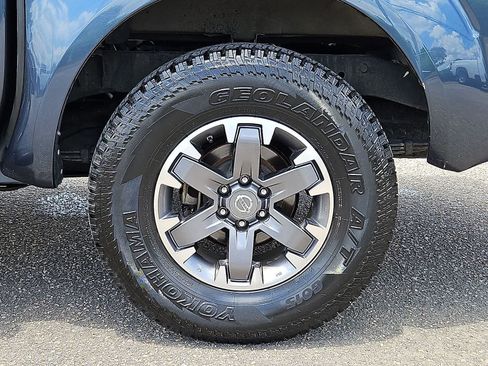 Used 2014 Nissan Frontier PRO-4X w/ Pro-4x Graphics Package AWD/4WD image 35