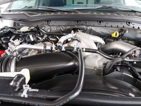 Used 2024 Ford F250 Lariat image 32