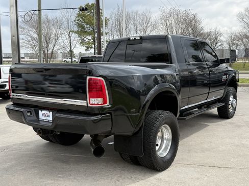 Used 2018 RAM 3500 Laramie Longhorn image 5