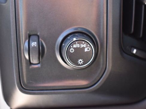 Used 2015 GMC Sierra 1500 2WD Regular Cab image 18