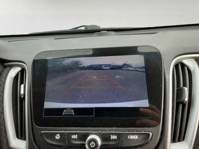 Used 2022 Chevrolet Malibu LT FWD image 14