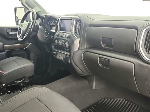 Used 2022 Chevrolet Silverado 2500 LT w/ Convenience Package image 30