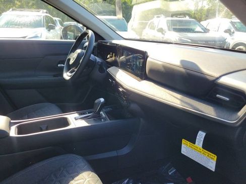 New 2026 Nissan Kicks SV w/ SV Premium Package FWD image 29
